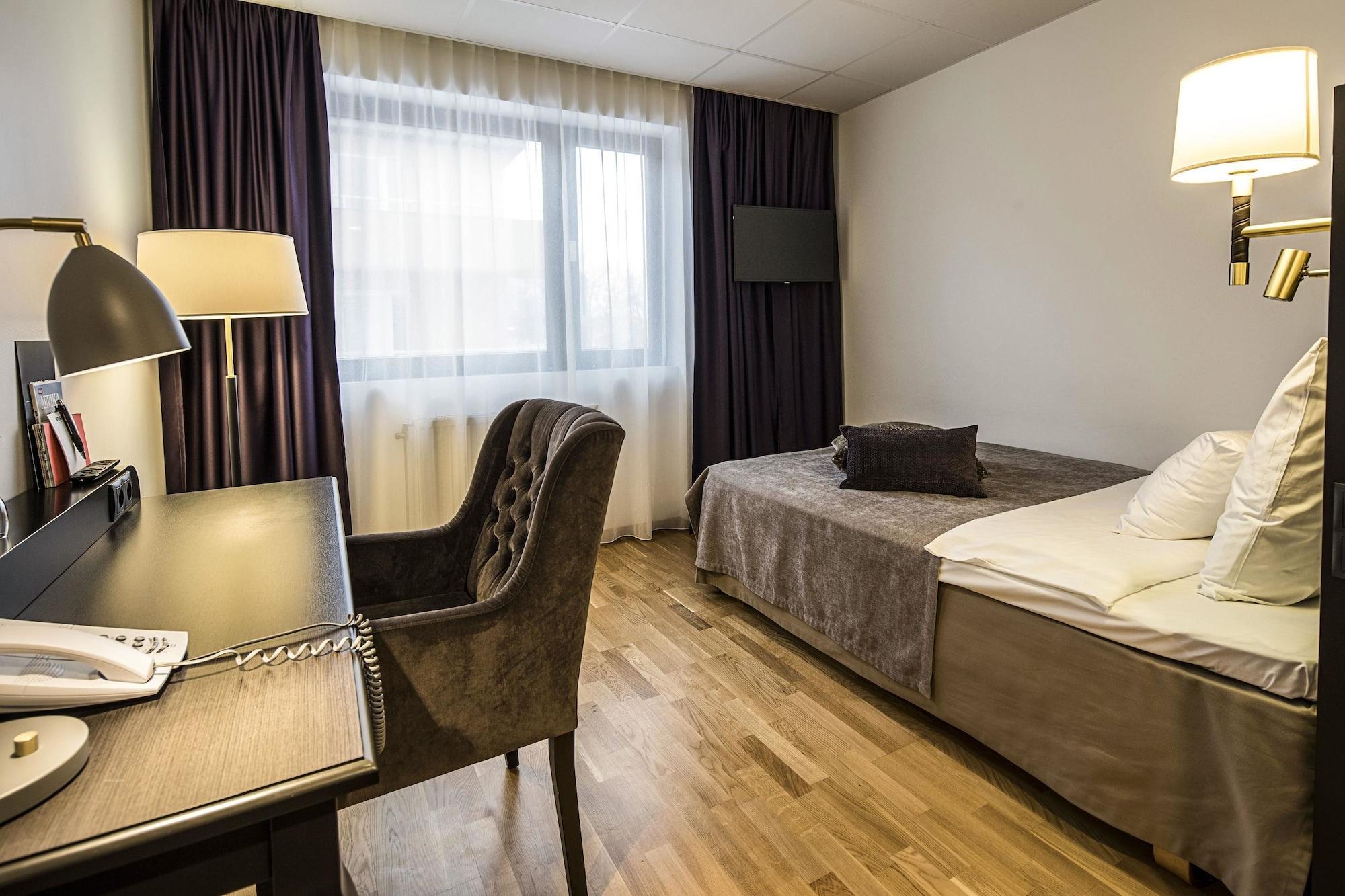 Home Hotel Bristol Arvika Buitenkant foto